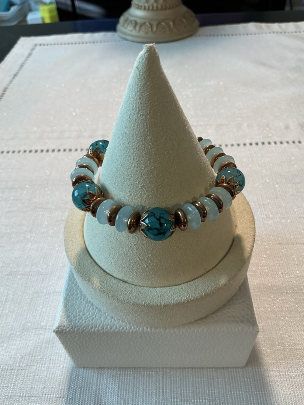 Teal and Soft Green Antique Gold Tone Stretch Bracelet